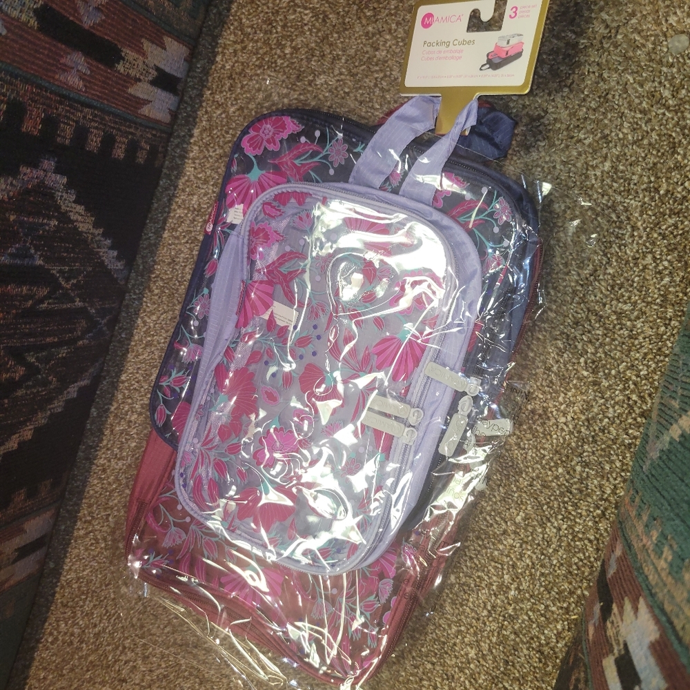 Firm! MIAMICA 3-Piece Packing Cubes, Magenta Floral Design - Picture 3 of 6